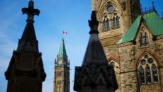 Canadian population edged lower in third quarter as non-permanent residents drop