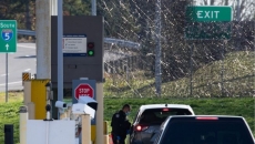 Homeland Security takes steps to tighten asylum rules at Canadian border