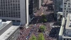 Canada passes 40 million population milestone amid immigration push