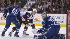 Shane Doan scores twice to lift Coyotes over division rival Canucks 3-2