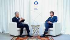 Carney talks trade with G7 allies, China ahead of leaders' summit