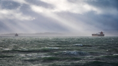 Oil bubbling up from decades-old shipwreck in B.C.