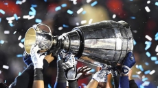 Toronto fans say 'let it snow' as Argonauts defeat Stampeders to win CFL finale