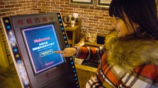 Beautiful Customers Eat For Free: Zhengzhou Restaurant Determines Bill According To People's Looks