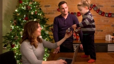 A Minimalist Holiday Season: How To Simplify Gift-Giving Without Being A Scrooge