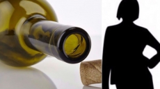 Bizarre: Drunk Kolkata Woman Arrested For Kissing Cop After Being Pulled Over