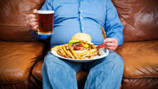 Night owls run great risk of becoming couch potatoes