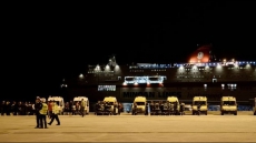 'We walked through fire': Canadian-born woman, her family conquer flames to survive Greek fire