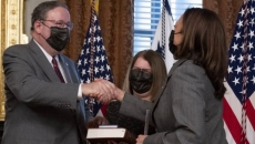 David Cohen gets to work as U.S. envoy to Canada