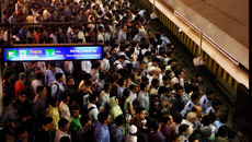 Thousands hit as snag curbs Metro services at peak hour