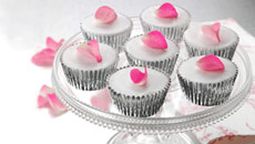 Garnish food with edible flowers for disease-free life!