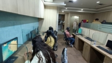 Fake call centre busted in Delhi, 12 arrested