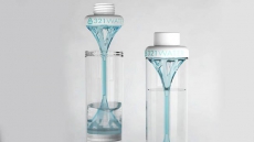 Screw filter on bottle and drink clean water