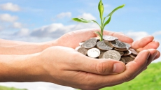 New National Strategy Aims To Help Canadians Understand, Manage Finances