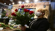 COVID-19 causing flower shortage as VDay looms