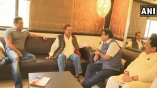 Union Minister Nitin Gadkari Meets Salman Khan, Salim Khan As Part Of Outreach Programme