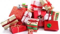 The 10 Rules of Holiday Gift Giving Etiquette