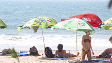 Drinking will be banned on Goa beaches not bikinis: Parrikar