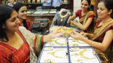 Asian Gold: In UK, Indian-Origin Homes Targeted For Gold Jewellery