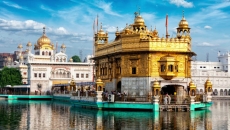 Remove harmonium from Golden Temple, says Akal Takht