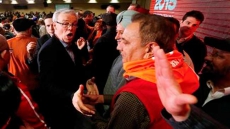 Manitoba premier Greg Selinger facing internal dissent as NDP popularity sags