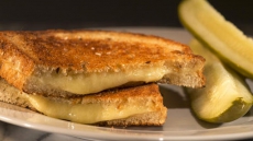 Grilled Cheese Lovers Have More Sex, US Study Says