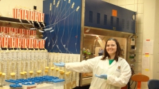 Calgary teen wins Google Science Fair award for research into oilsands cleanup