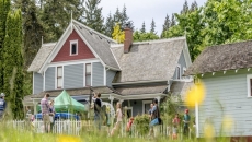 Historic Stewart Farmhouse Welcomes Your Family Back