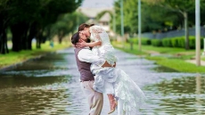 Braving The Storm: This Couple's Wedding Photo During Hurricane Harvey Has Gone Viral