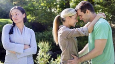 Here's Why Househusbands Most At Risk Cheat On Their Wives