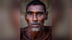 This Poor Man Made Umpteen Sacrifices For His Daughters, His Inspiring Tale Is Breaking The Internet