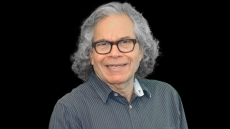 Indian-American Billionaire John Kapoor Charged With Leading Opioid Fraud Scheme In US