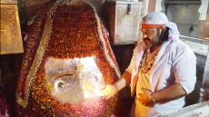 Why Can't Women Perform Puja At Temples: Delhi High Court Asks Priest