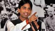 BJP's Manoj Tiwari offered Vishwas Delhi CM post: AAP leader