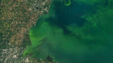 Agency says US, Canada fall short on protecting Great Lakes