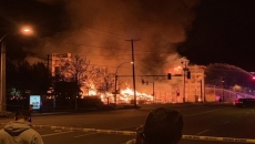 Fire engulfs unfinished condo in Langley, B.C.