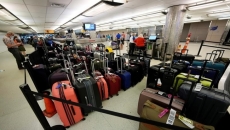 US plans to make airlines refund fees if bags are delayed