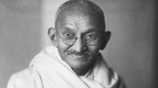 Frail Figure Who Led Mighty Battles: UN Leaders Remember Mahatma Gandhi