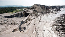 B.C. authorities pumping water from lake to prevent second tailings washout
