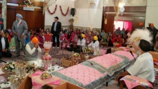 Modi In Iran: Offers Prayers At Ganga Singh Sabha Gurudwara, Says Indians Assimilate With Everybody