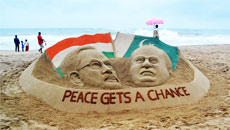 Nawaz Sharif's India visit: Sand artist creates image on peace