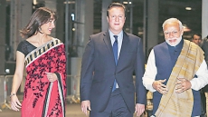 Modi Spreads Desi Flavour With Sartorial Choices In Britain
