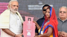 In UP, PM Modi Launches Scheme To Provide Free LPG Connections To Poor