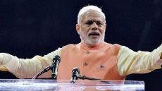 Modi Strikes Right Notes At Madison Square Garden, Announces Lifelong Visas For PIO Card Holders