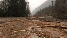 Highway 1 fully reopens after crews clear away debris from mudslides in B.C.