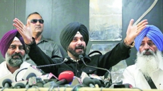 Navjot Singh Sidhu Quits The Kapil Sharma Show!