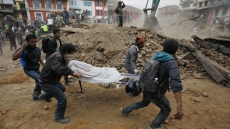 Over 1,800 Dead in Nepal Earthquake; Fresh Tremors Rock Delhi, Northern India