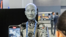 New federal AI strategy looks to close 'adoption gap,' build public trust