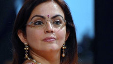 Nita Ambani Dedicates Dhirubhai Ambani Square To Mumbai