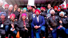 WATCH: Sikh Group In US Ties Over 9,000 Turbans In 8 Hours To Set Guinness World Record